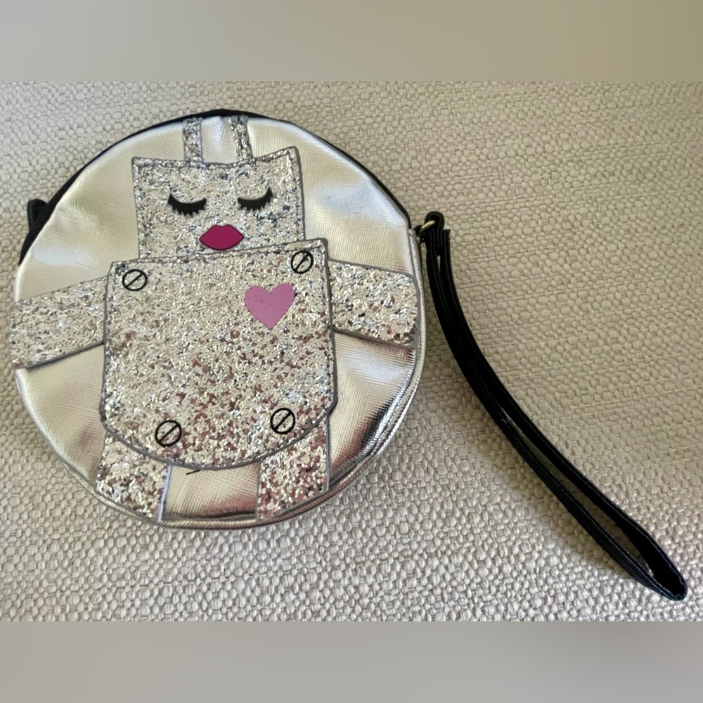 Betsy Wristlet Clutch